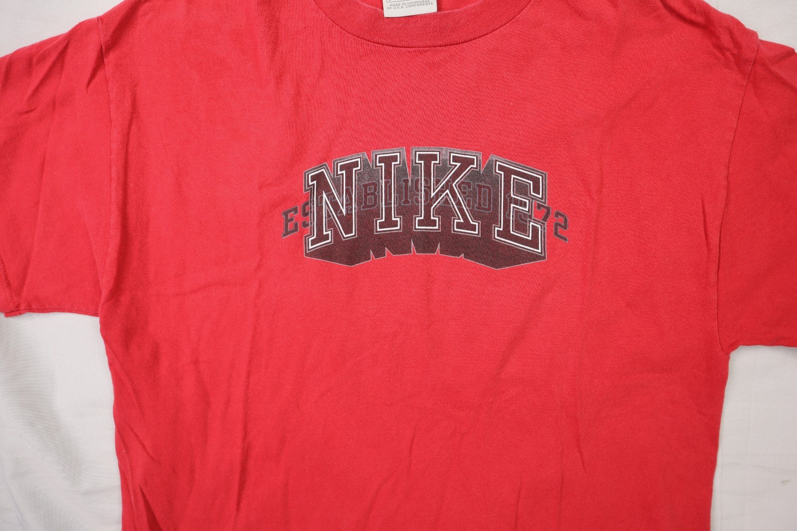 VTG 90s Y2K Nike US Large Spellout Block Letter Print T Shirt Top Red