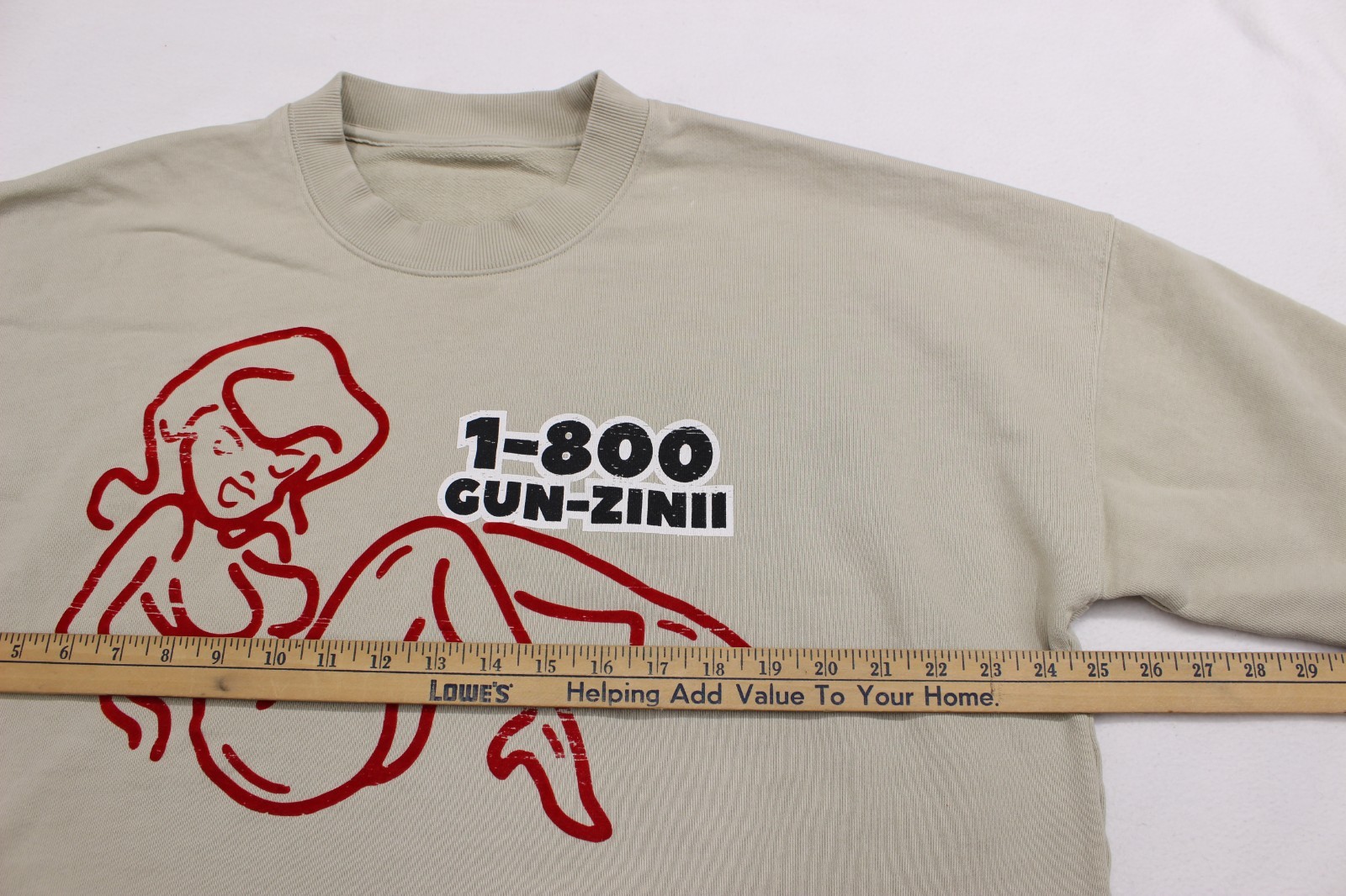 Gunzinii Heartbreaker showgirls men size M short sleeve beige raggy t shirt
