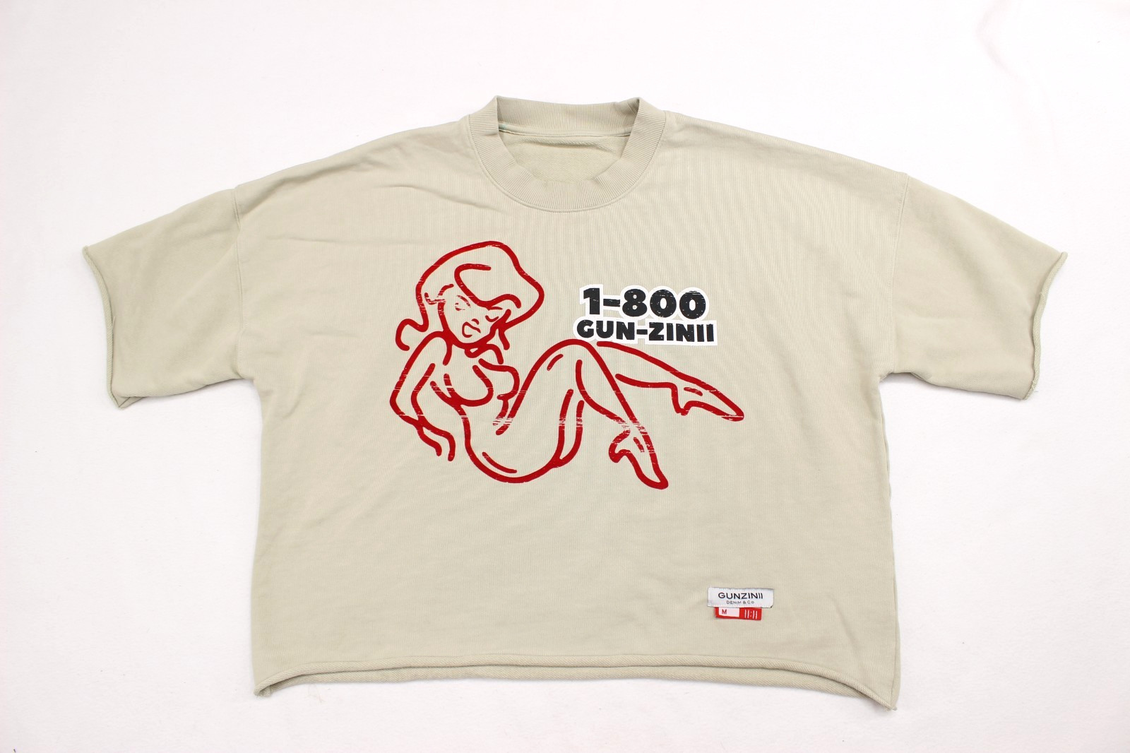 Gunzinii Heartbreaker showgirls men size M short sleeve beige raggy t shirt