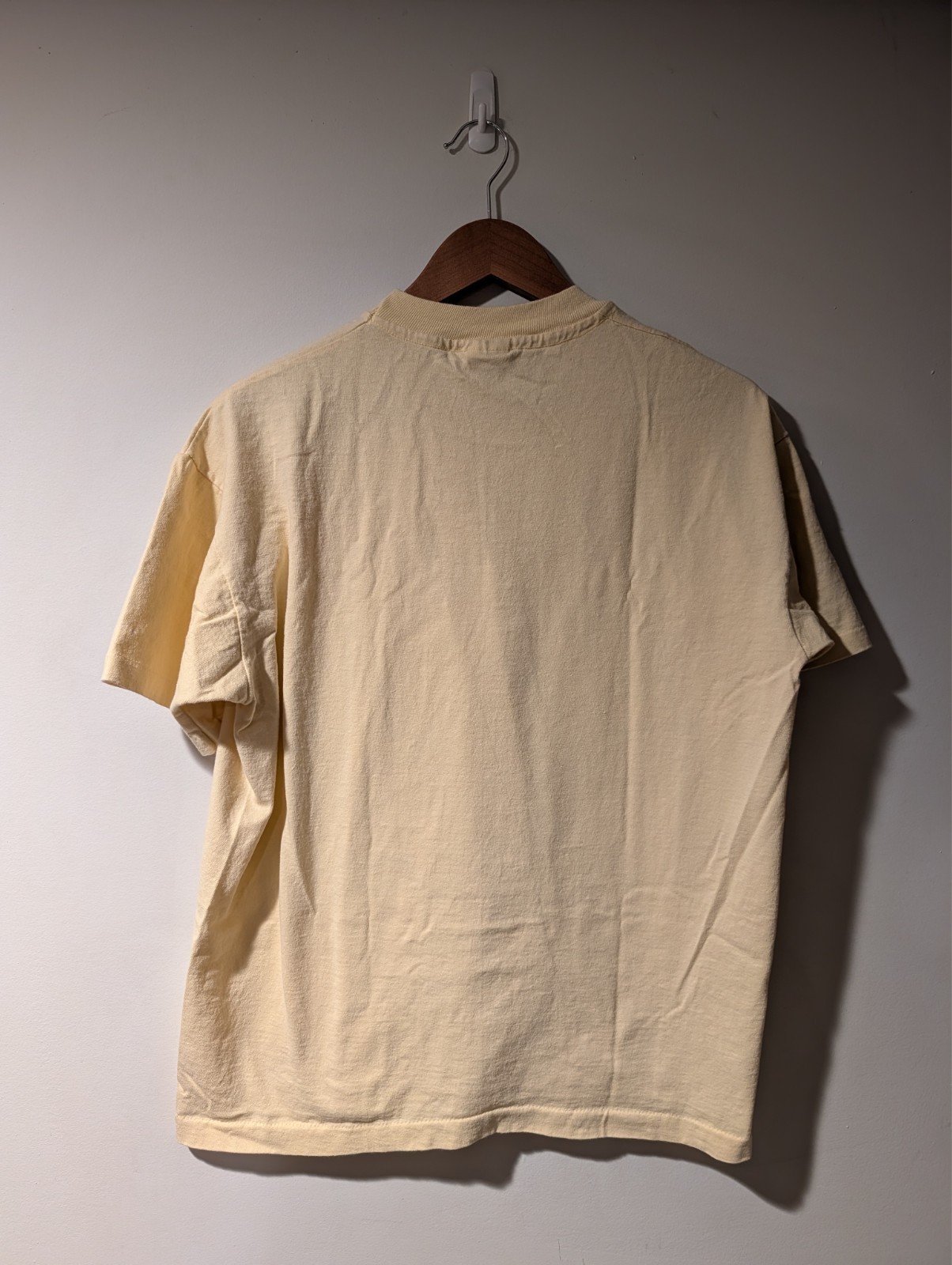 Vintage Bully Hill Vineyards Foch Wine Bird Graphic T Shirt Yellow Anvil Mens L