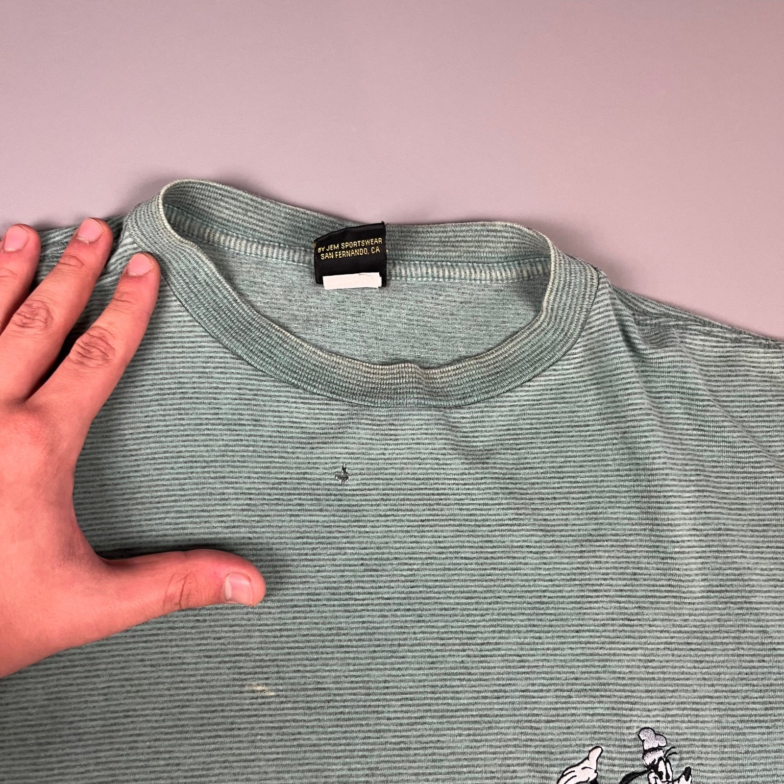 Mickey Unlimited T-Shirt Mens XL Green Striped Goofy Embroidered Vintage Disney