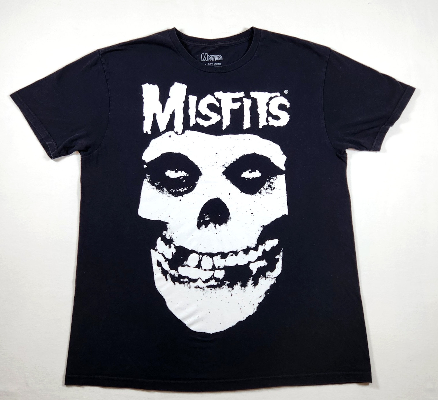 Misfits Iconic Crimson Ghost Skull Men’s Black Graphic T-Shirt – L (42/44)