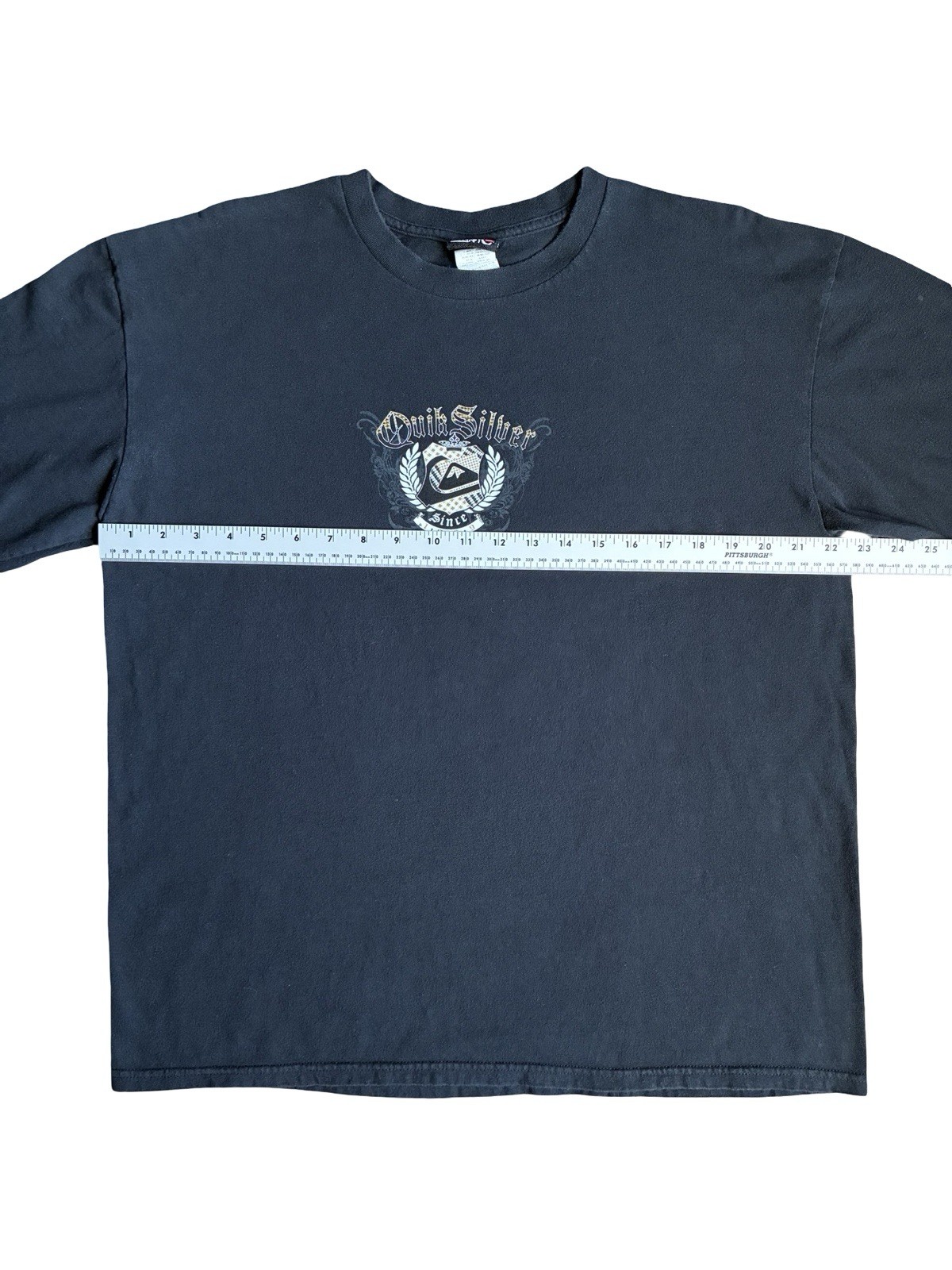 Vintage Y2K Quicksilver Graphic Long Sleeved Surf T-Shirt Size L