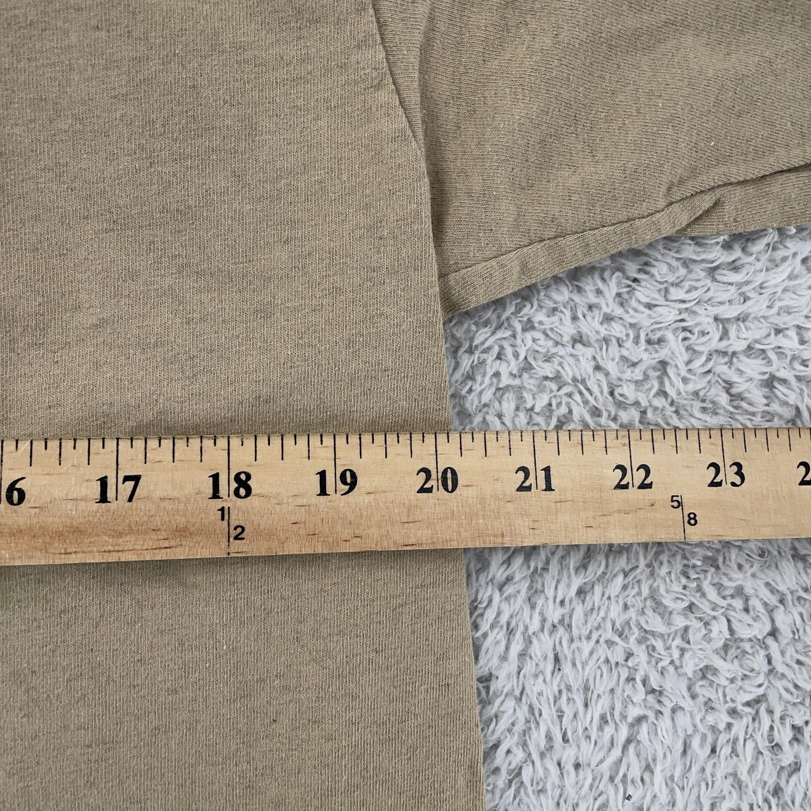 Vintage Ocean City Maryland Embroidered Shirt Mens M/L Tan Fishing Fish USA 90s