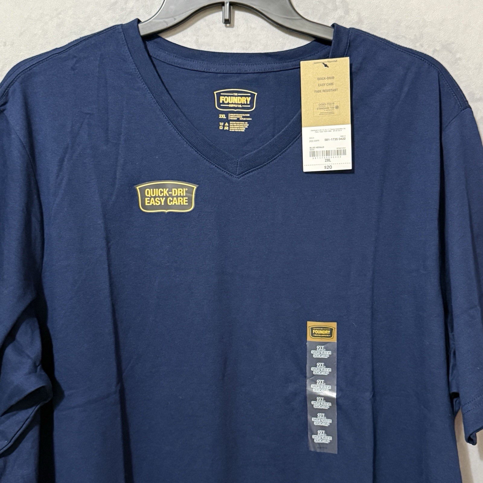 Foundry V-Neck T-Shirt Men’s 2XL Navy Blue Quick Dry Easy Care Cotton Blend NWT