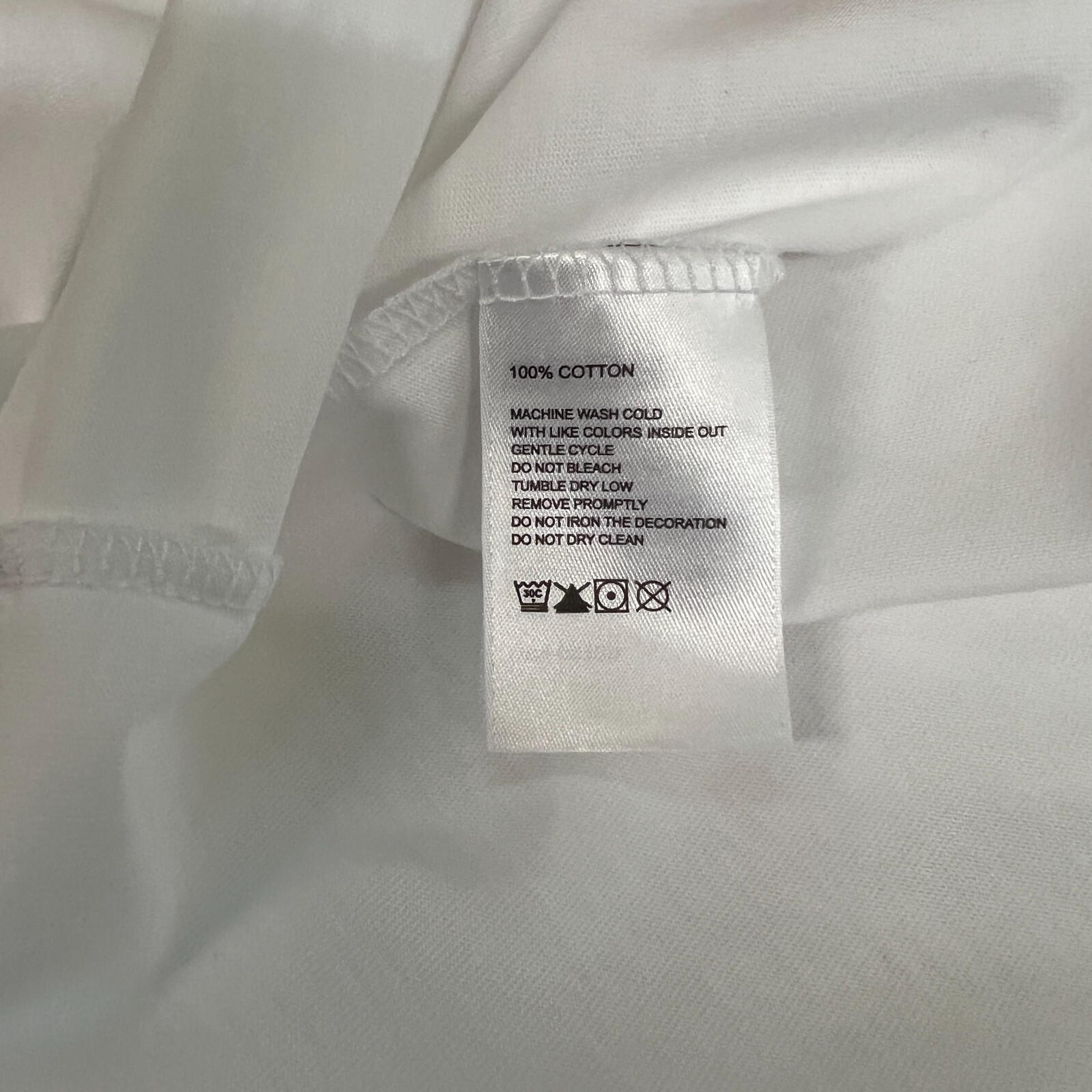Tommy Bahama Shirt Mens Large XL White Short Sleeve Sailboat Ocean T-Shirt