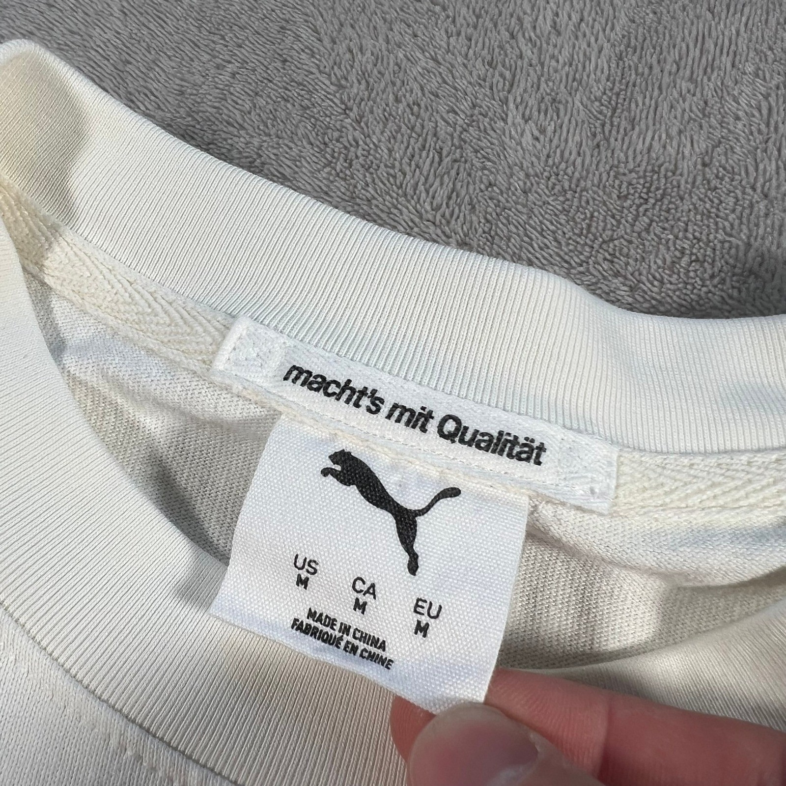 Puma Manchester City FC T-Shirt Men’s Size Medium White Embroidered Logo MCFC