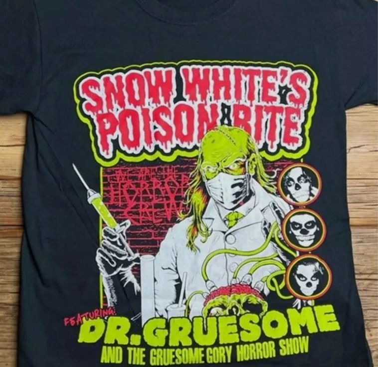 Snow White_s Poison Bite VTG shirt black Unisex tee All sizes S-5Xl