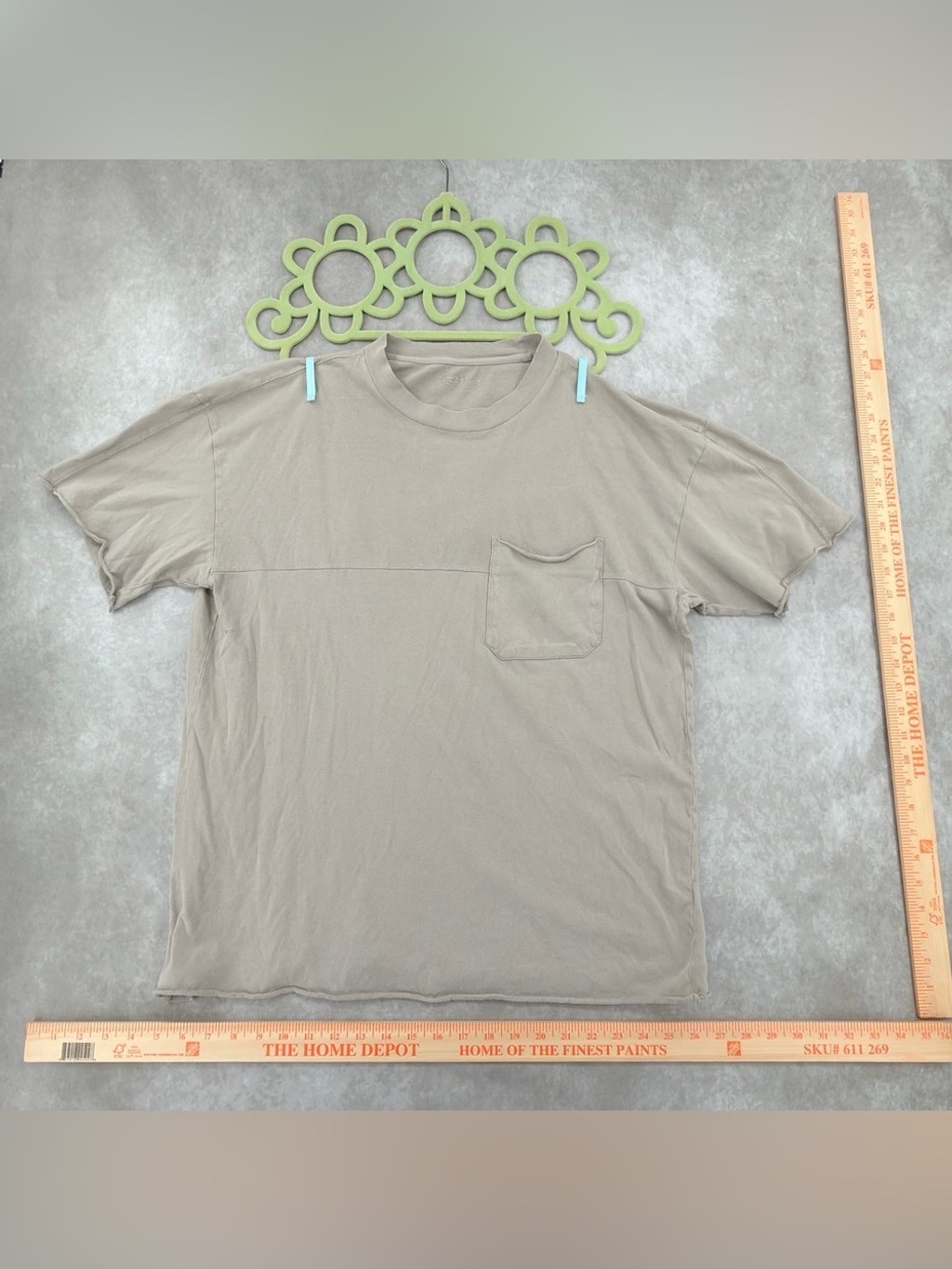 Abercrombie & Fitch Short Sleeve Pocket Tee – Taupe/grey
