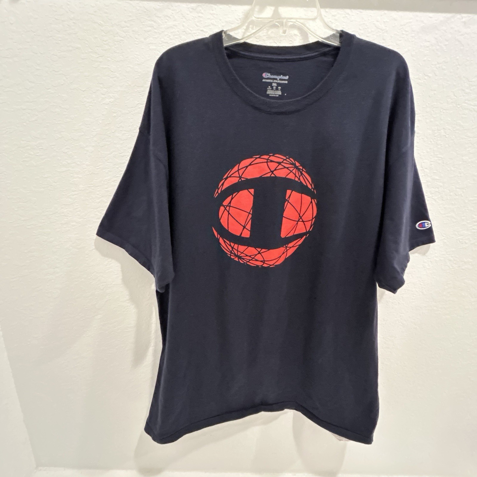 Champion T Shirt Navy Dark Blue Red Basketball Logo Men’s 2XL 100 % Cotton