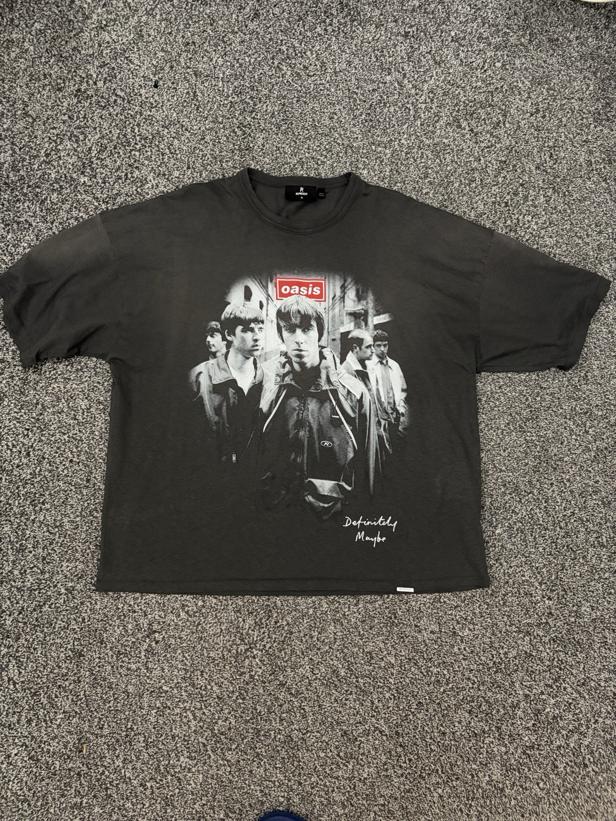 Represent x Oasis “Definitely Maybe” 1994 Anniversary Tee T Shirt Aged XL