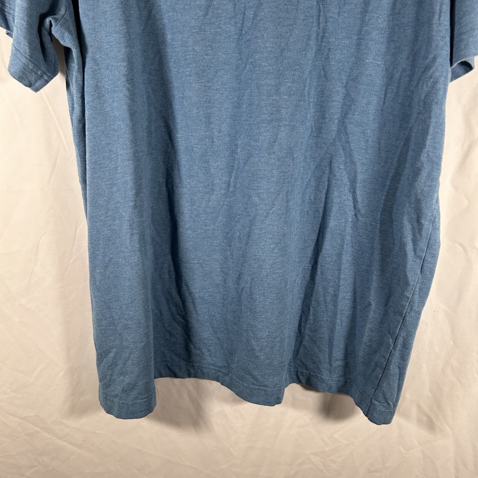 Magellan Fishing Shirt Men’s XL Blue Crew Neck Short Sleeve Classic Fit Moist Wi
