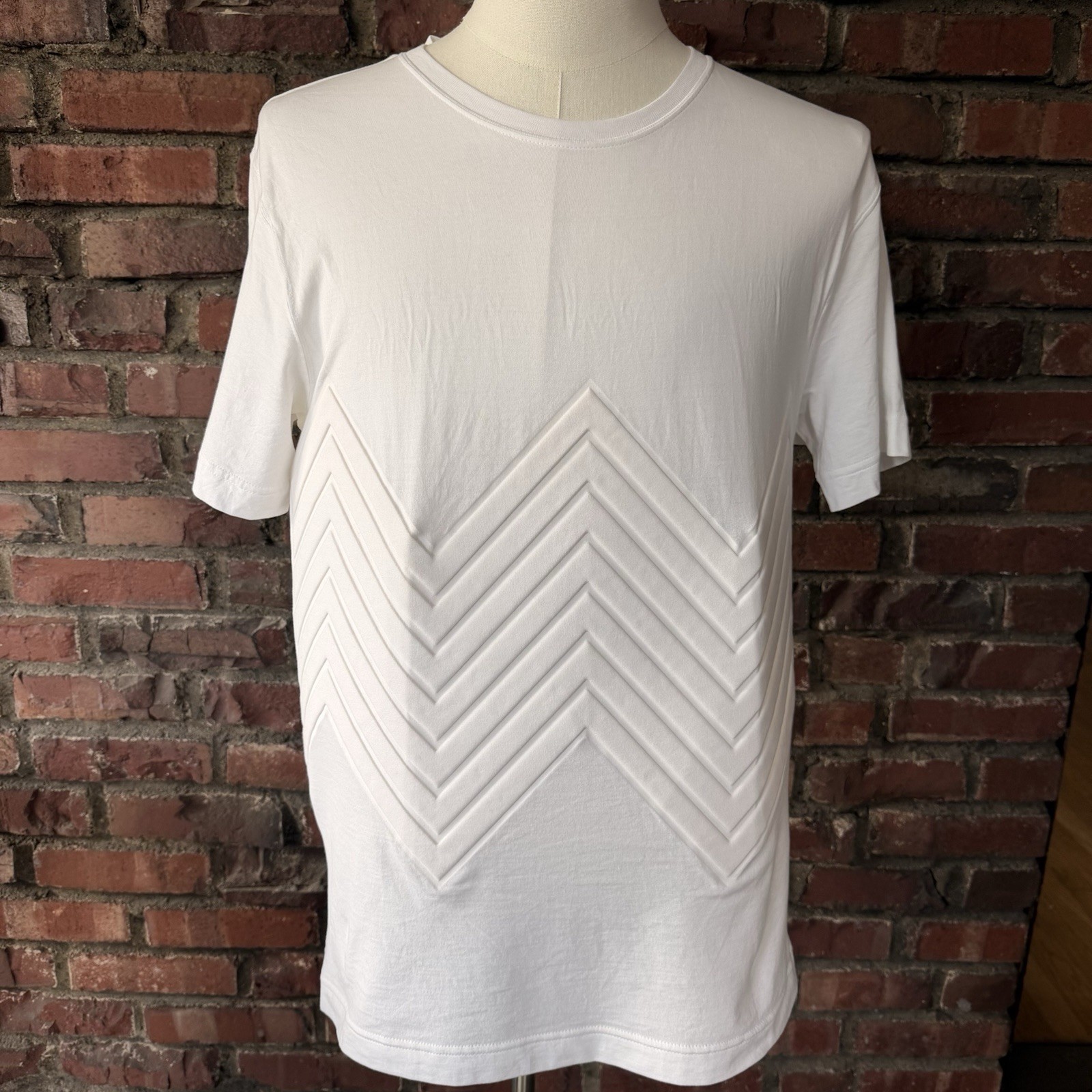 Bottega Veneta White Chevron Embossed Shirt Size 48 Luxury Tee Made In Italy