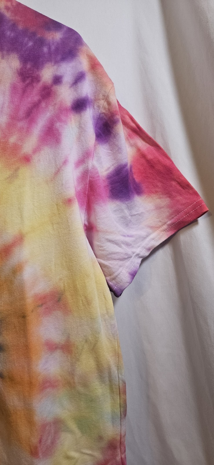 Handmade Tie Dye V‑Neck T‑Shirt Men’s Size M Boho Streetwear Festival Top
