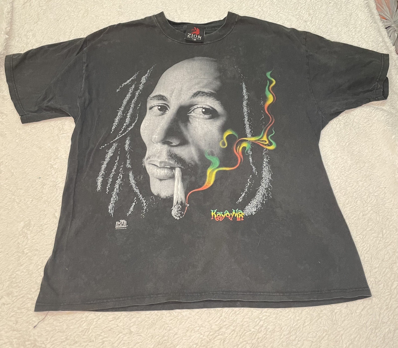 Vintage Bob Marley T-shirt Big Face Smoking Band Tee Black Color Size L