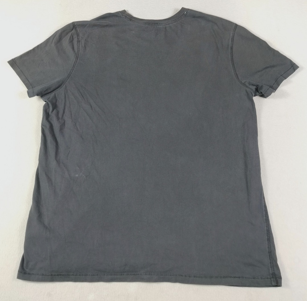 Timberland Shirt Mens 2XL Lot 2 Gray Black Tree Logo Graphic Tee Tagless Organic