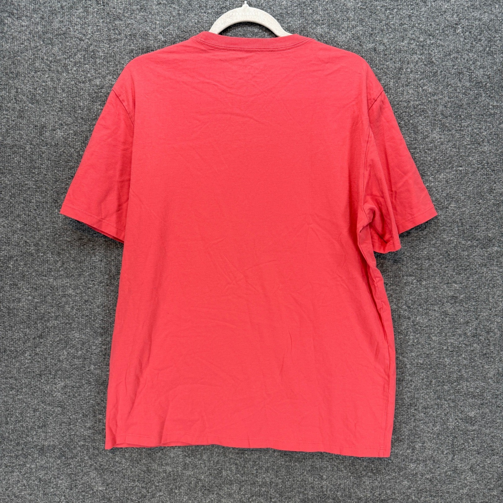 Vineyard Vines Pocket Tee Mens Medium Tshirt Red Solid Cotton Classic Preppy NEW