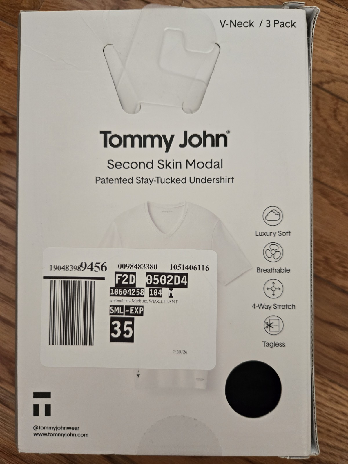 Tommy John Second Skin Modal V-Neck/ 3 Pack Medium Undershirt