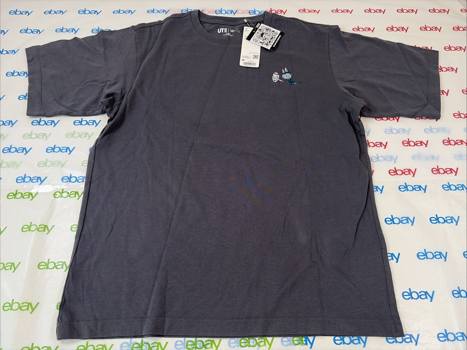 Uniqlo Womens UT ‘We are the Monsters T-shirt Short Sleeve Gray Size Medium