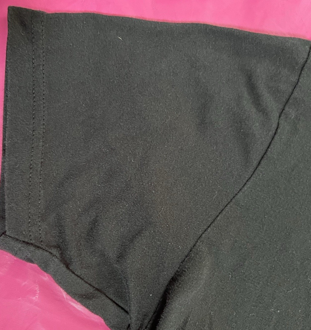 Black Vertical Tshirt No Size, Measurements Available No Tag Preowned