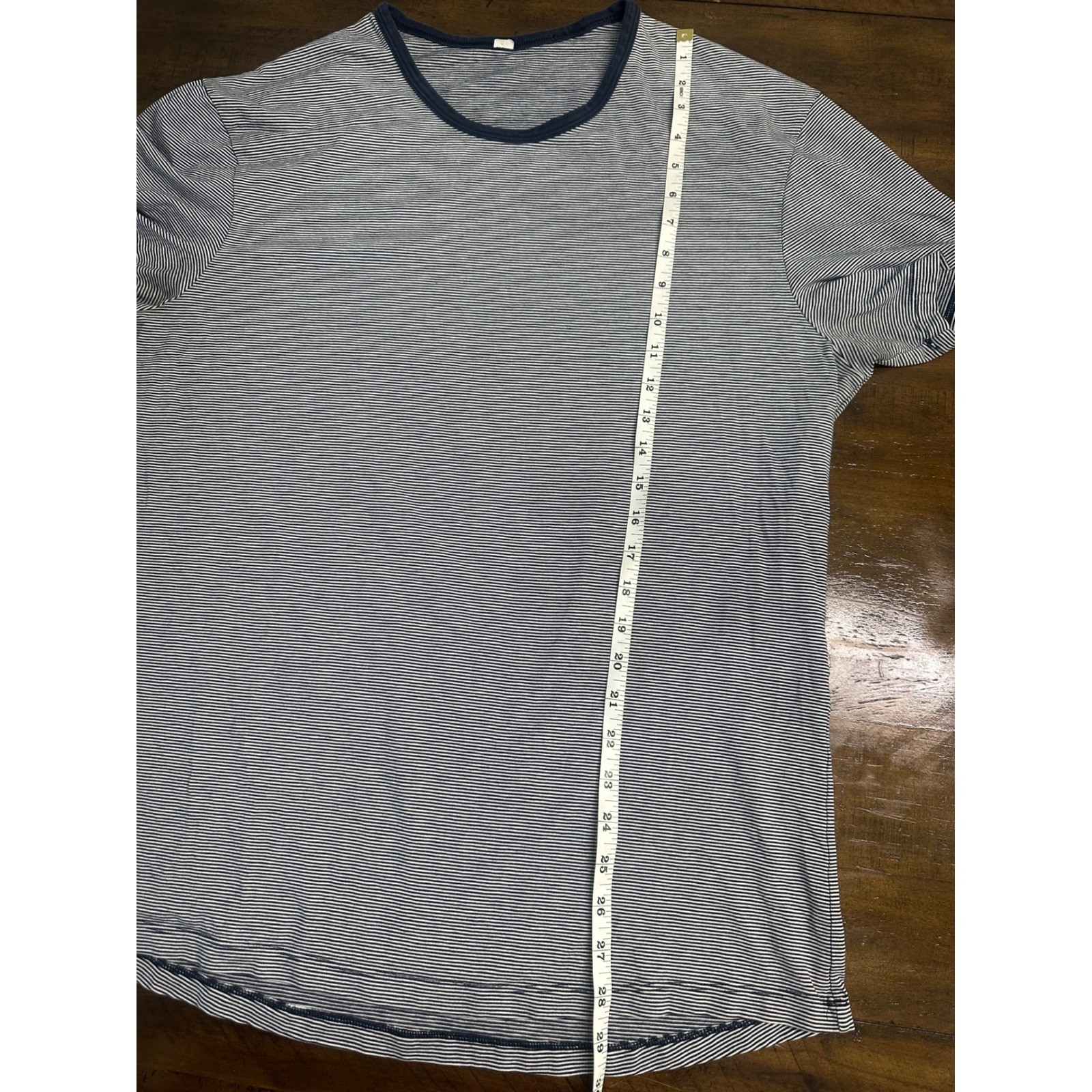 Lululemon 5 Year Basic Tee Mens XL NavyBlue White MicroStripe ShortSleeve TShirt
