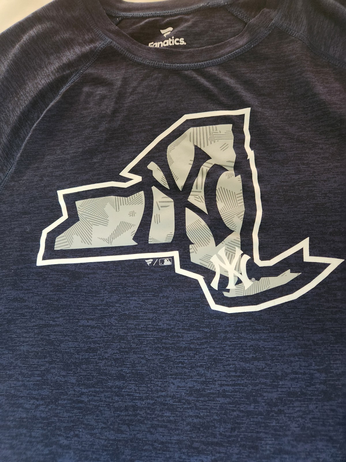 Men’s New York Yankees State Logo T-Shirt Fanatics Blue Baseball Adult Medium