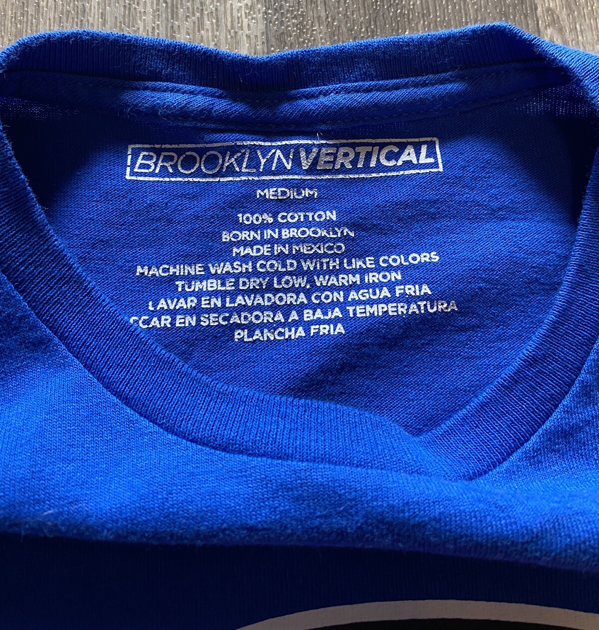 Brooklyn Vertical Tee Shirt Size Medium Streetwear Blue Melted Headphone