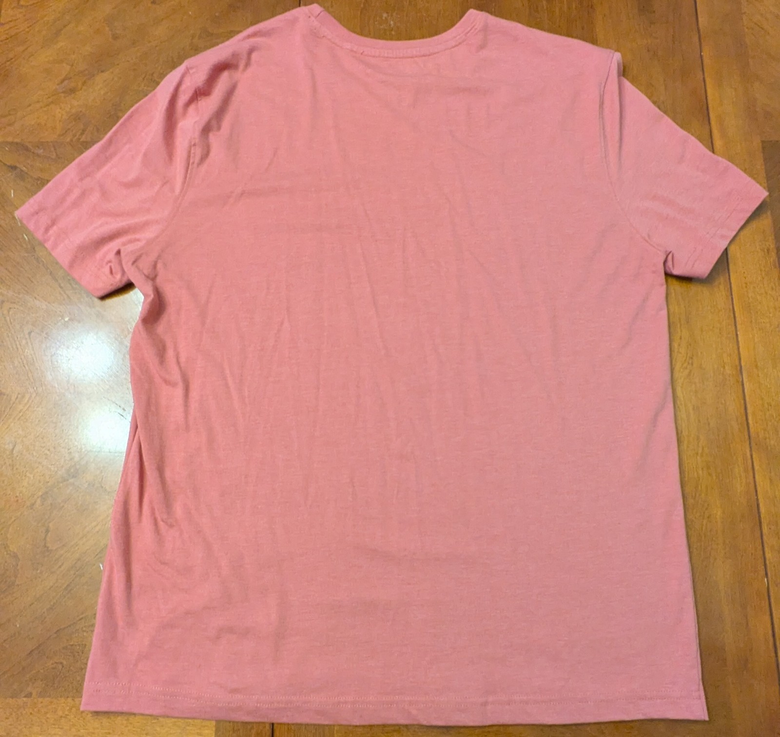 Charleston Threads T Shirt Mens Medium Pink Pocket Tee Plaid Patch Short Sleeve