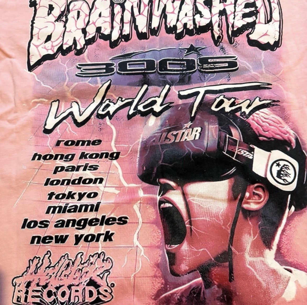 Hellstar Men’s Pink Brainwashed 3005 World Tour Graphic Tee, Crew Neck, 10