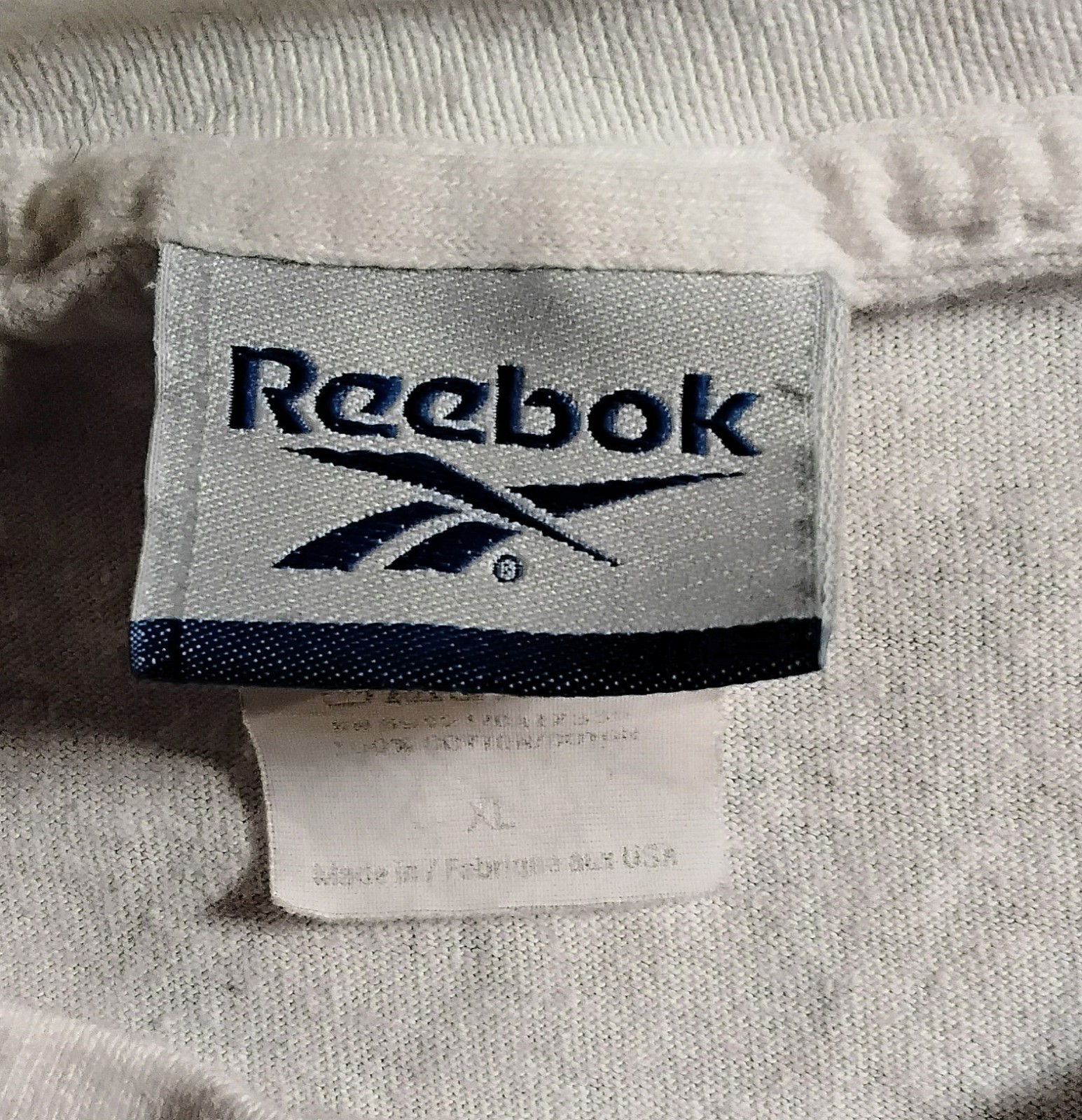 VINTAGE 90’s Reebok USA XL embroidery Logo CLASSIC T SHIRT