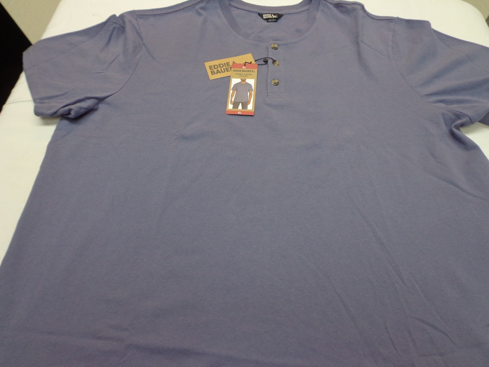 Eddie Bauer Men’s Short Sleeve Soft Henley Purple Size XL NEW