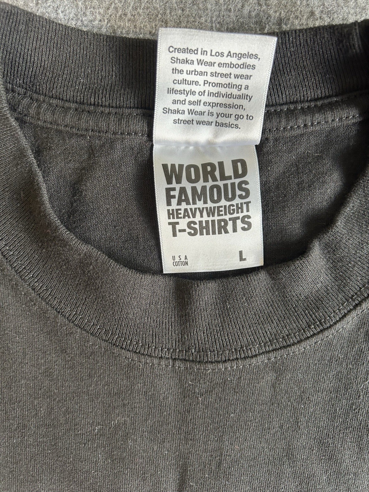 Shaka Wear Men’s Super Max Heavyweight Stylish T-Shirt Sz L World Famous Au The