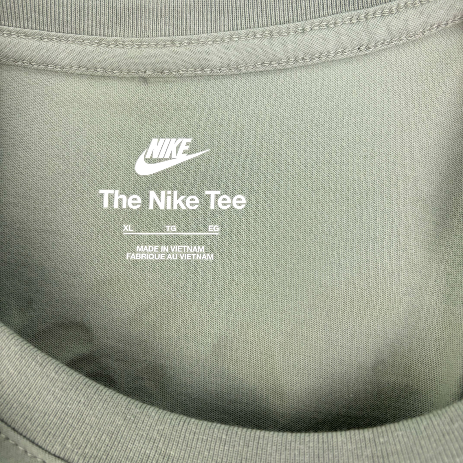 Nike Swoosh Logo Shirt Mens XL Olympian Sport Classic Cotton Graphic Print NEW