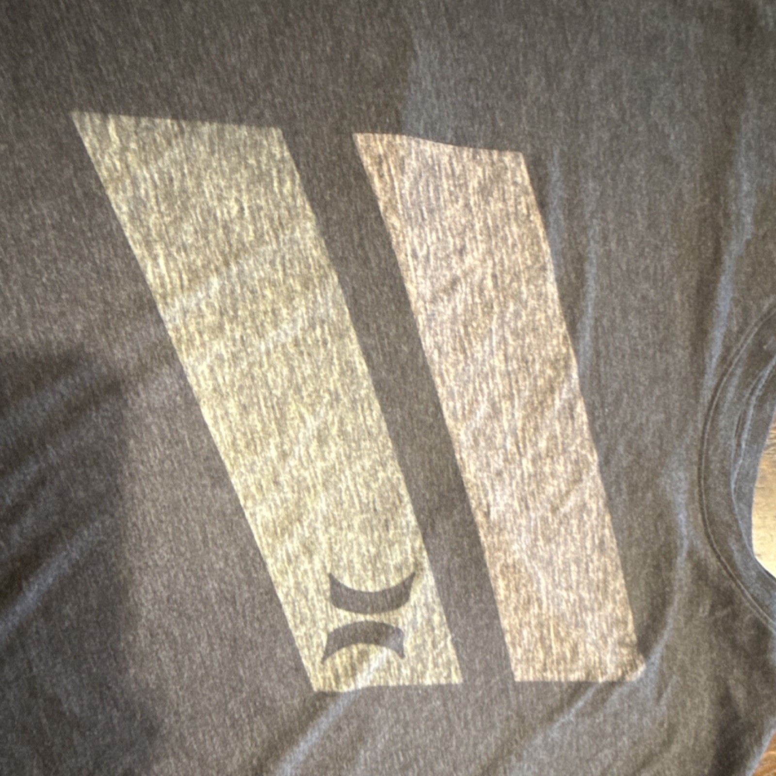 Hurley Men’s Gray Graphic Logo Crew Neck Short Sleeve T-Shirt, Size L