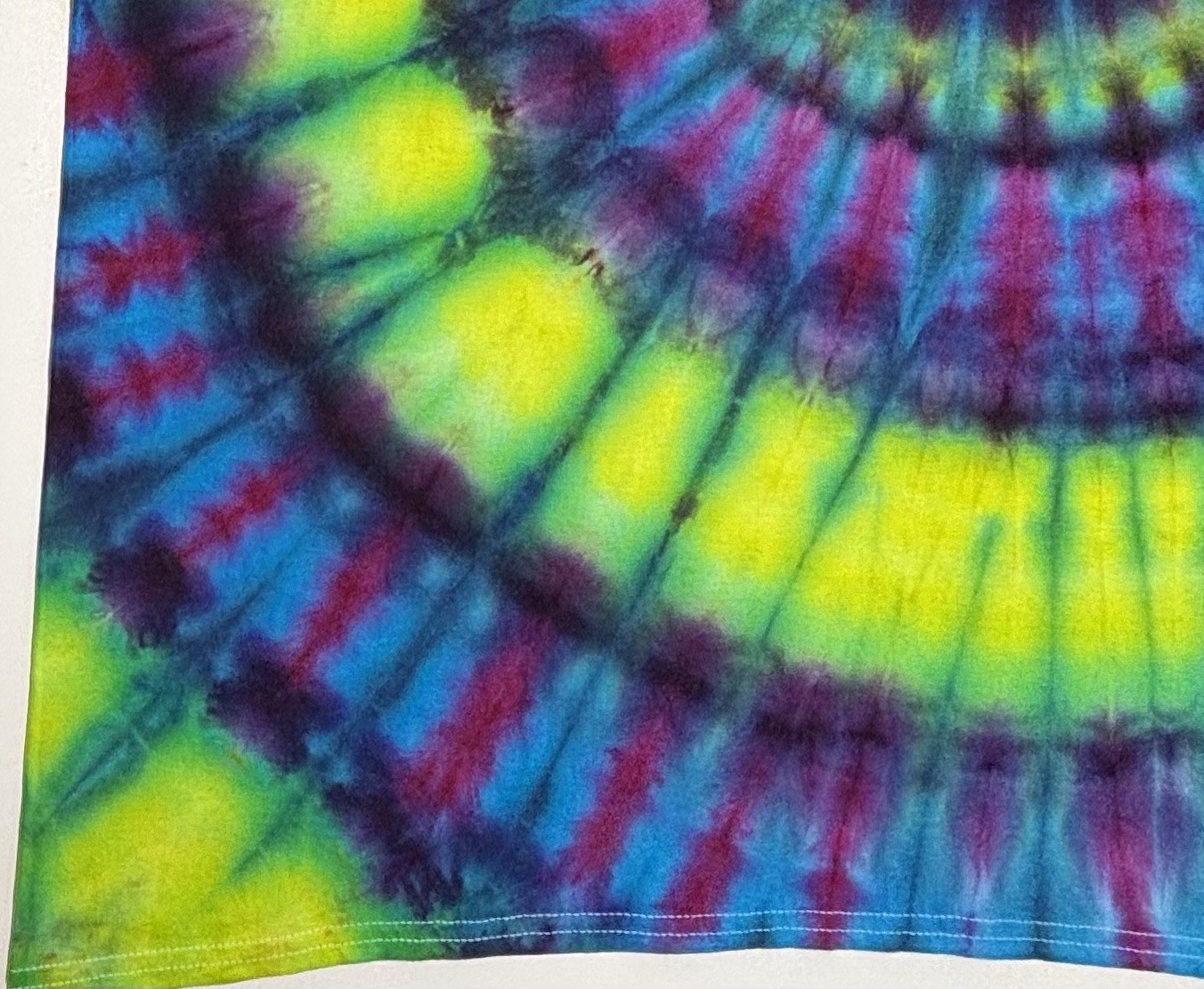 Handmade Tie Dye Adult T-Shirt XXL Multicolor Spiral Long Length George Tee NEW