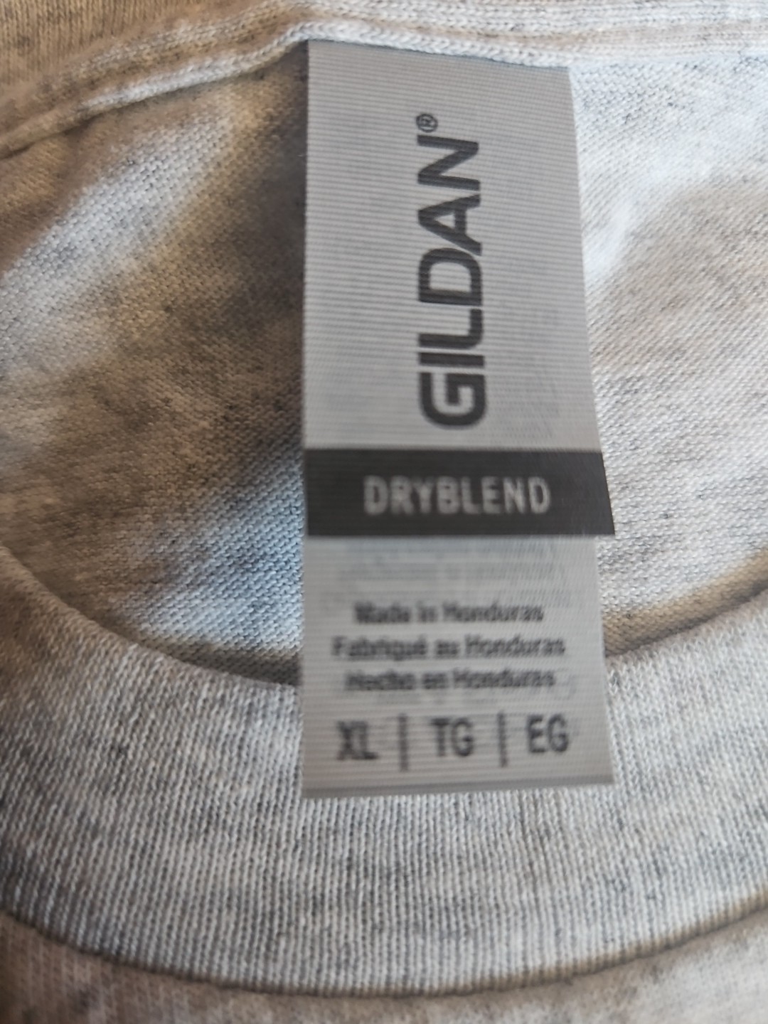 2 Gildan Ash Adult X-large 50/50 G800