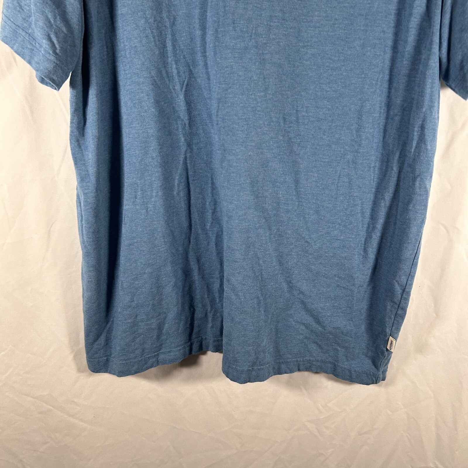Magellan Fishing Shirt Men’s XL Blue Crew Neck Short Sleeve Classic Fit Moist Wi