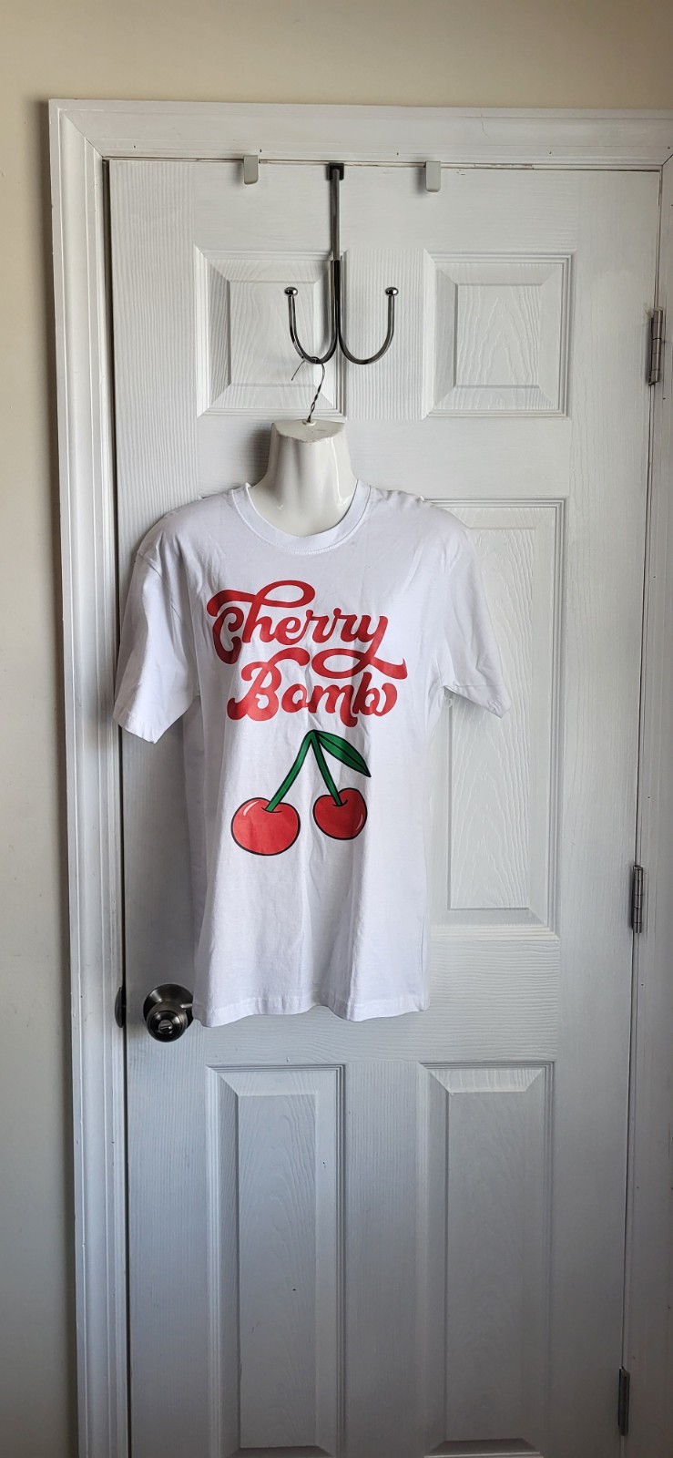 Brooklyn Vertical Cherry Bomb White Graphic Women’s Short Sleeve T-Shirt Size S
