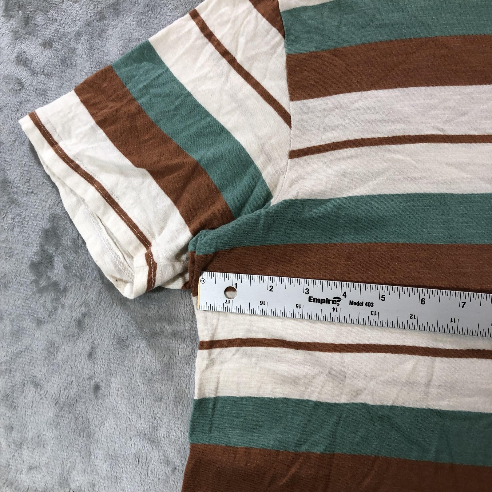 RVCA Magnolia Crew SS Shirt Mens Medium Multicolor Stripe Pocket Cotton Tee