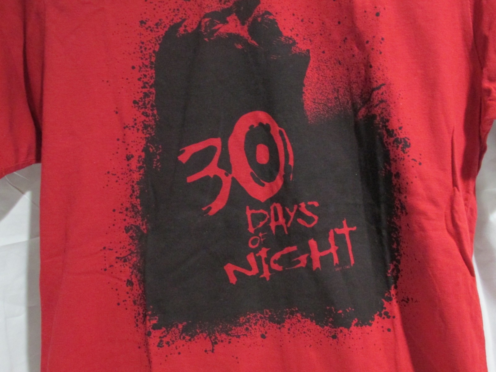 30 Days Of Night Movie Premiere Promo 2007 Red T-Shirt Size Small NEW