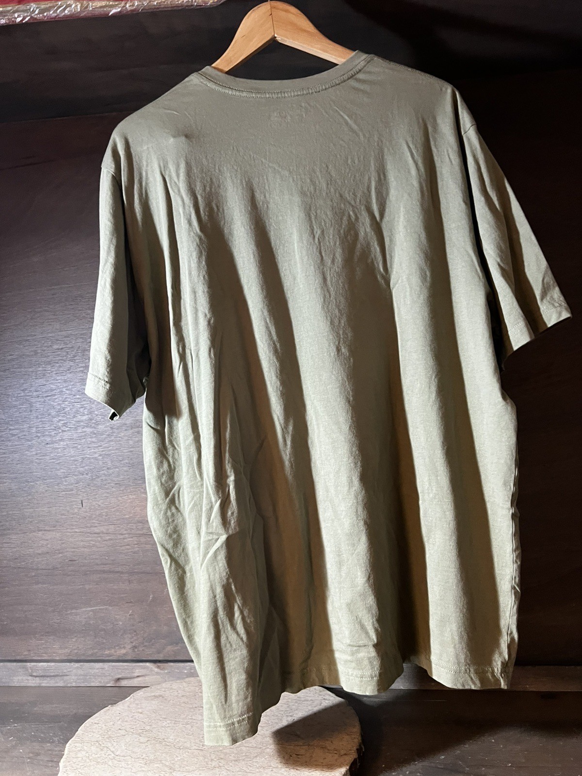 BASIC EDITIONS MENS GREEN V NECK TEE SHIRT SIZE XXL SHORT SLEEVE EUC COTTON