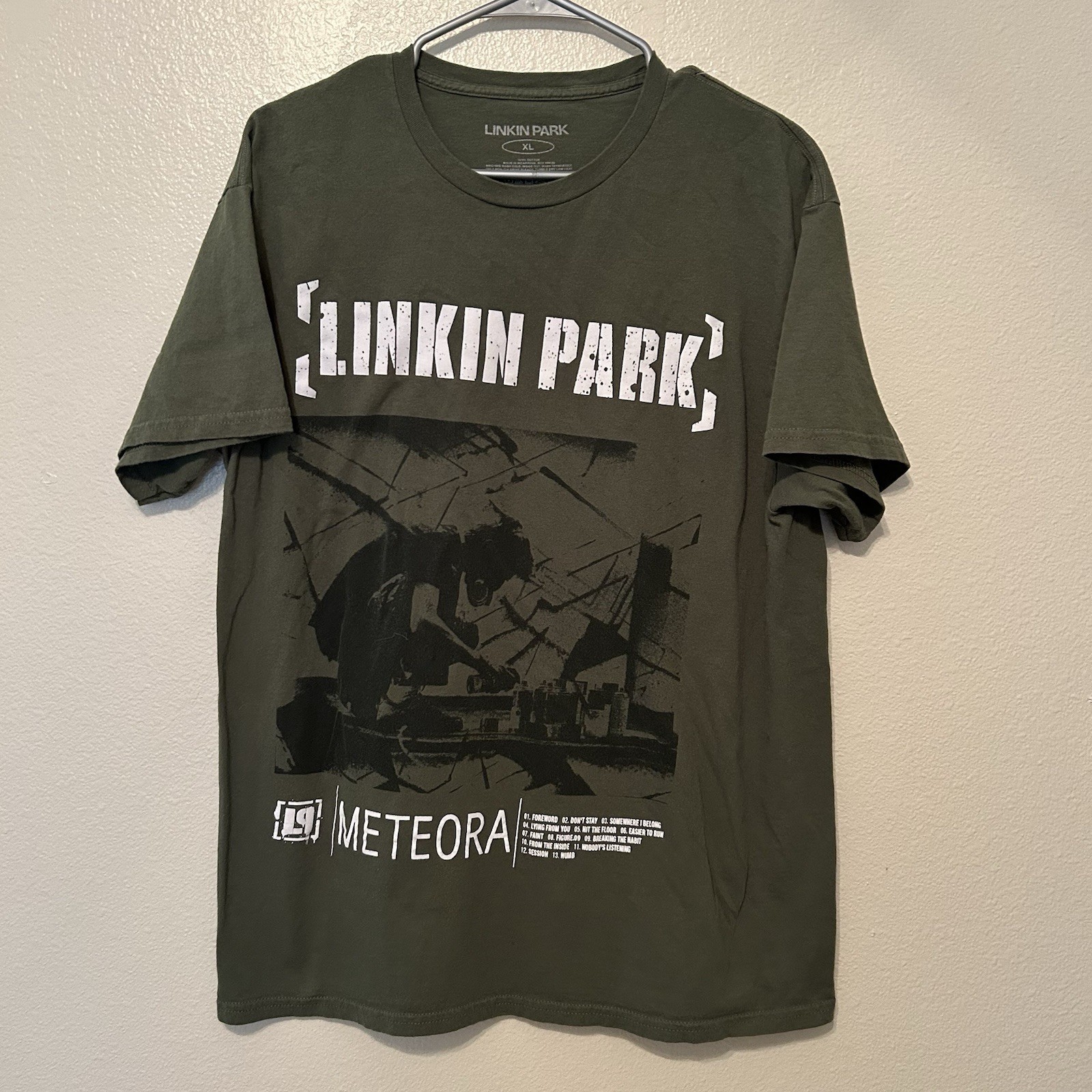 Linkin Park Meteora Shirt XL Spray Paint Rock Music Green BG31
