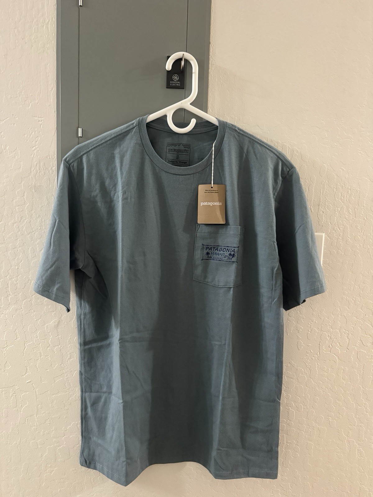 Patagonia M’s Malama ‘Aina Pocket T-Shirt – Hawaii 37852 Color: BLSG Size: S New