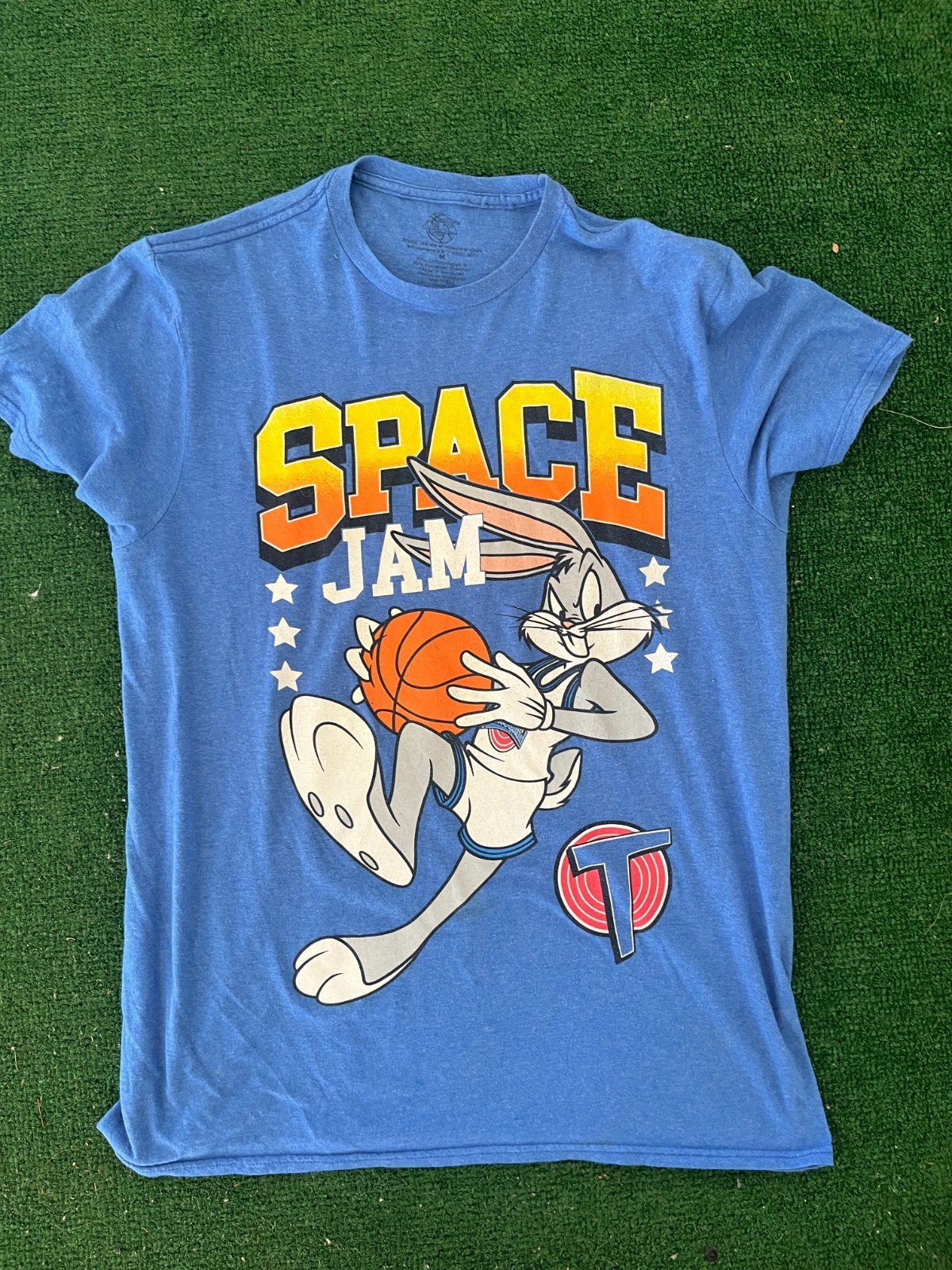 Vintage Space Jam Bugs bunny tshirt SIZE MEDIUM