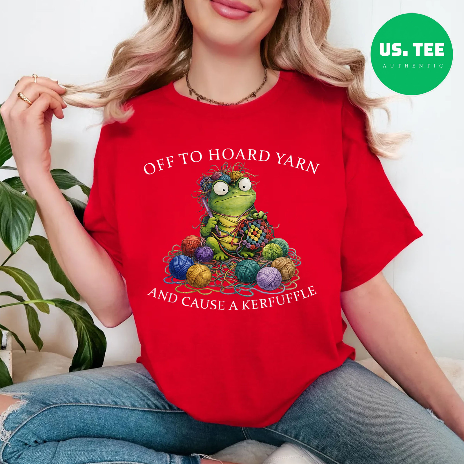 Off to Hoard Yarn Frog Knitting Crochet Knitter Yarn Lover T-Shirt