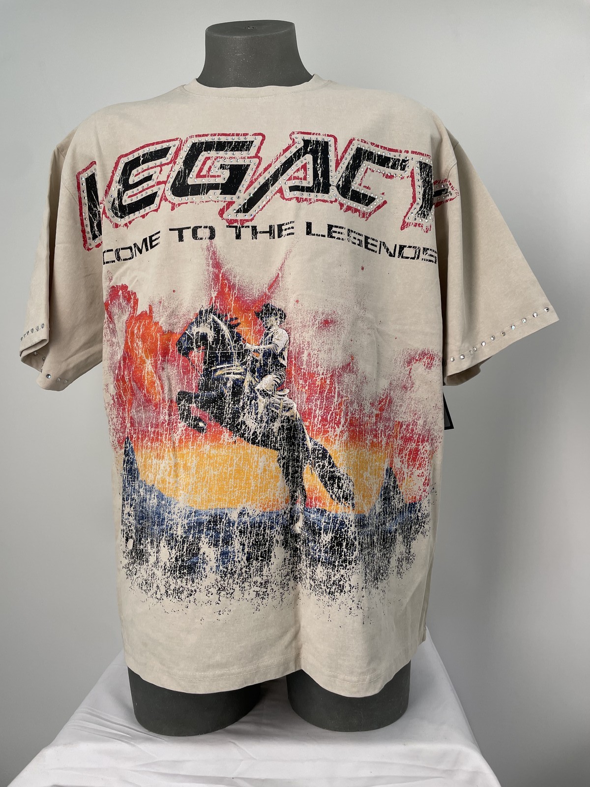Elite Mens T-Shirt Beige/Multi Size M Legends Embellished Graphic Print Cotton