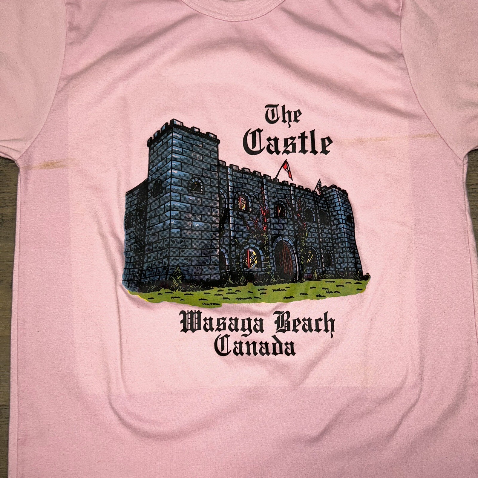 Vintage McLean Deluxe Graphic T Shirt Size XL The Castle Wasaga Beach, Canada