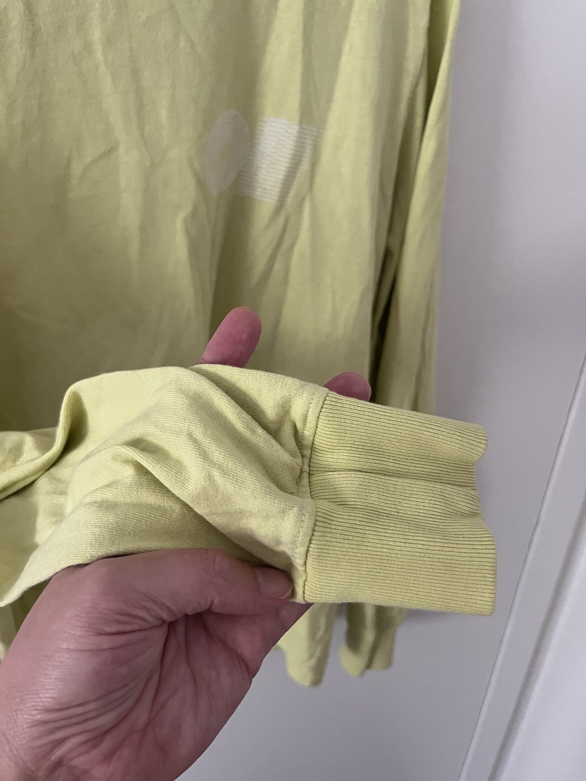 Outdoor Voices Men’s Large Long-Sleeve Graphic T-Shirt Lime Yellow Cotton XS