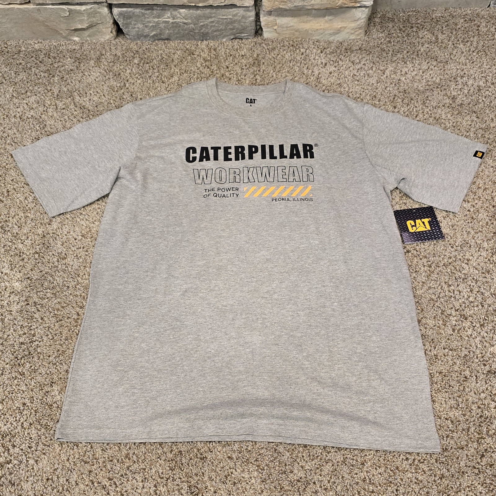CAT Caterpillar Men’s Size L Large Workwear Gray Logo New!