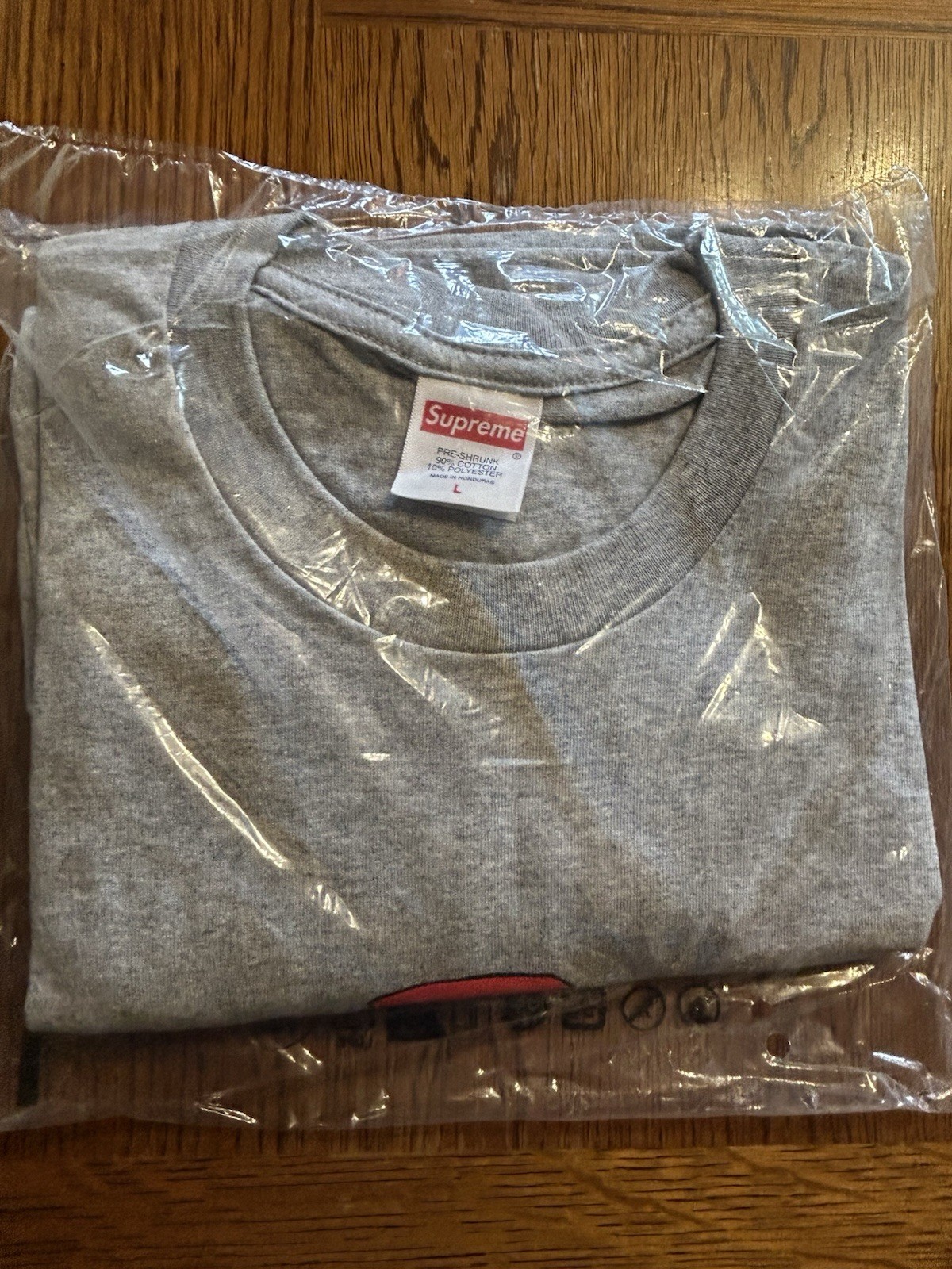 Supreme The Grinch T Shirt Size Large (Gray) 100% Authentic